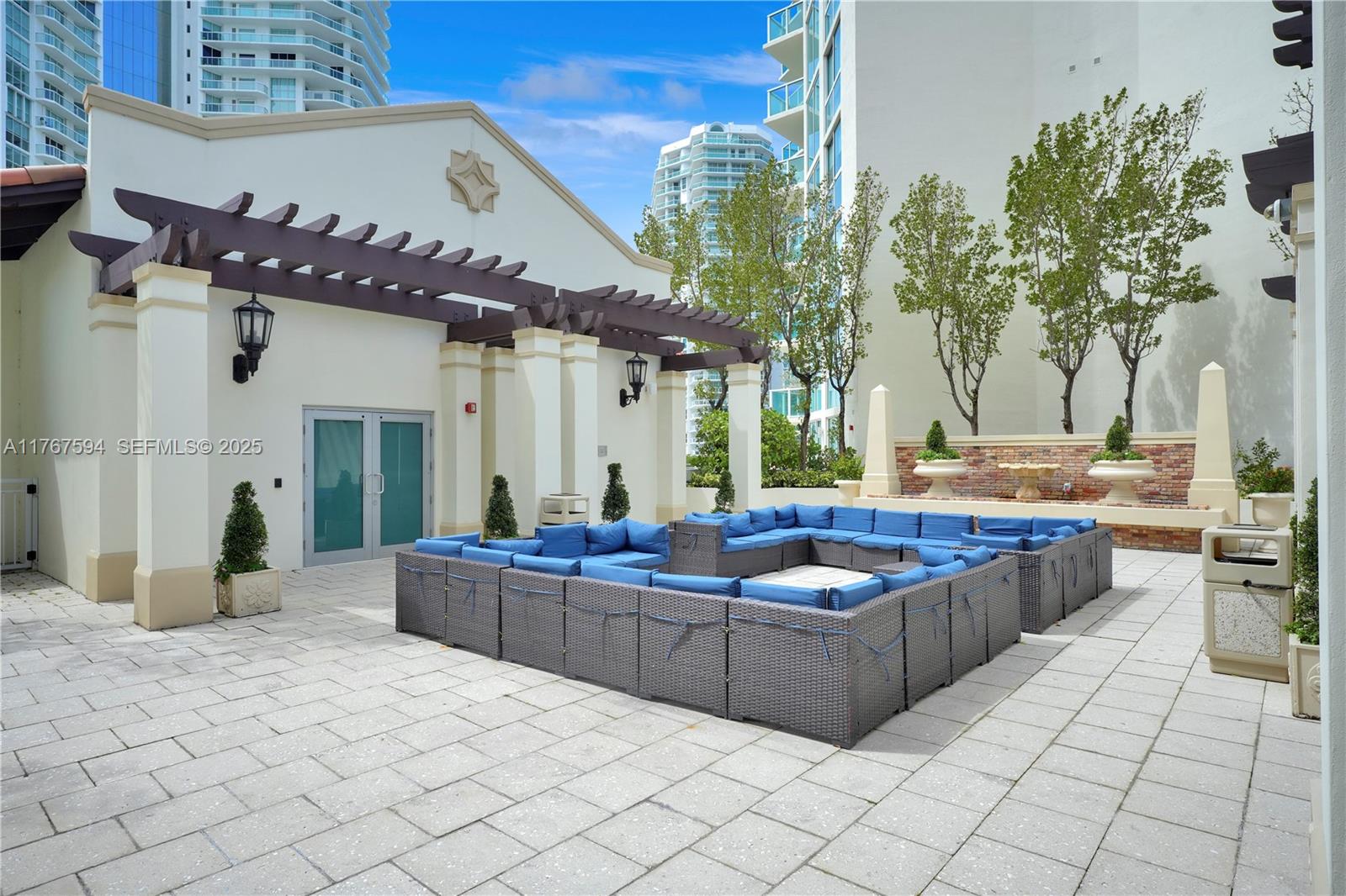 250 Sunny Isles Boulevard