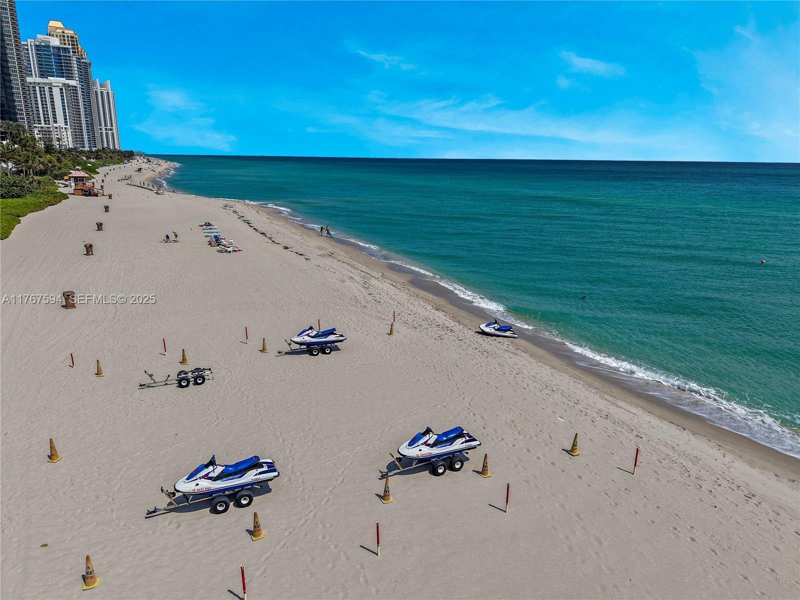 250 Sunny Isles Boulevard