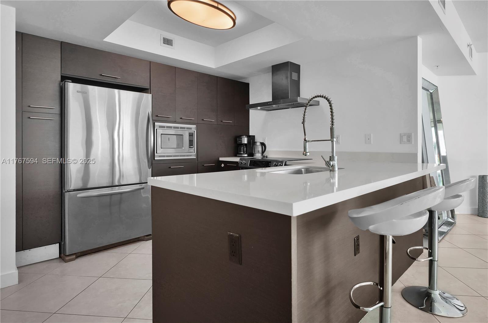 250 Sunny Isles Boulevard