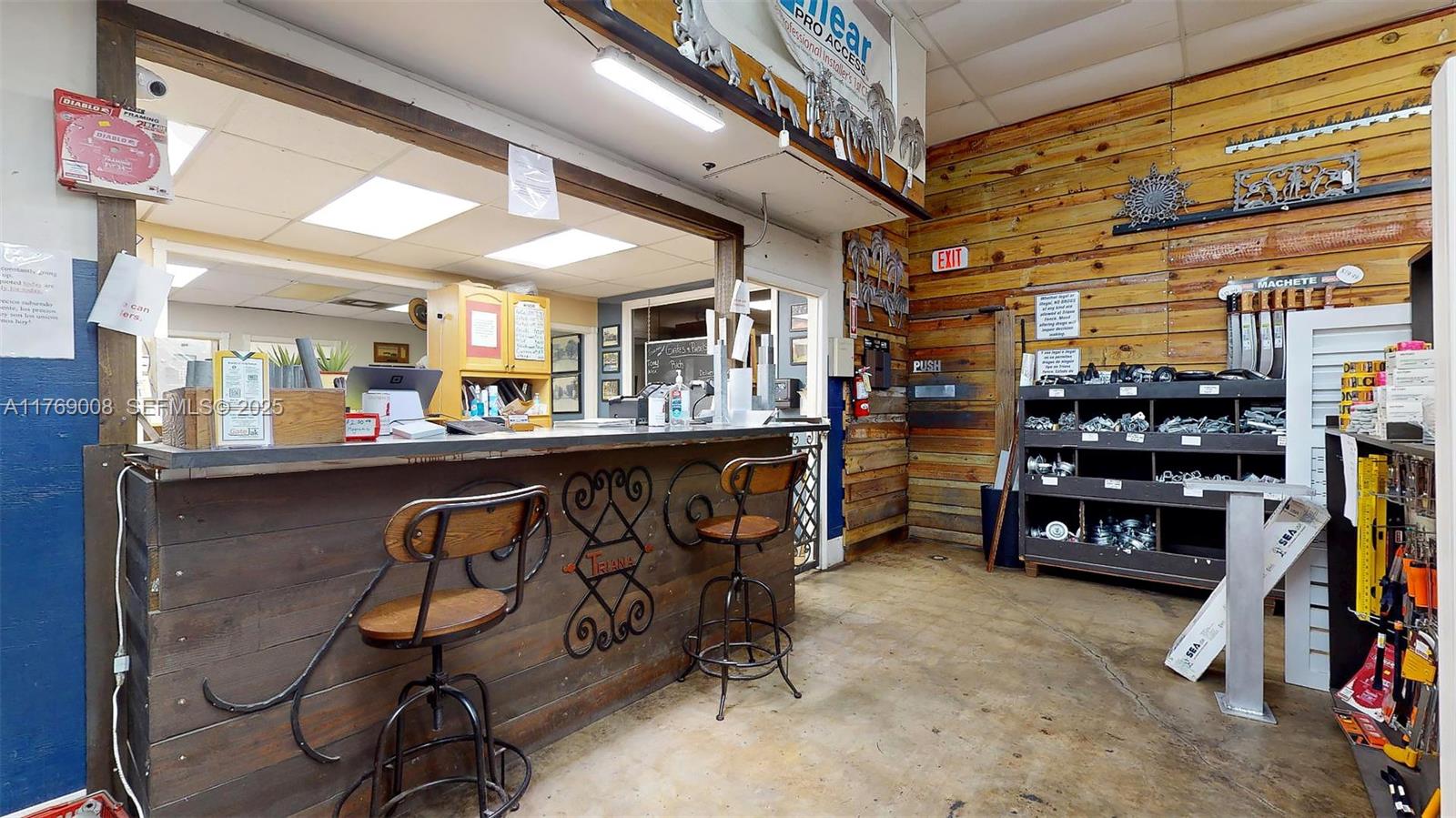 395 N Flagler Avenue