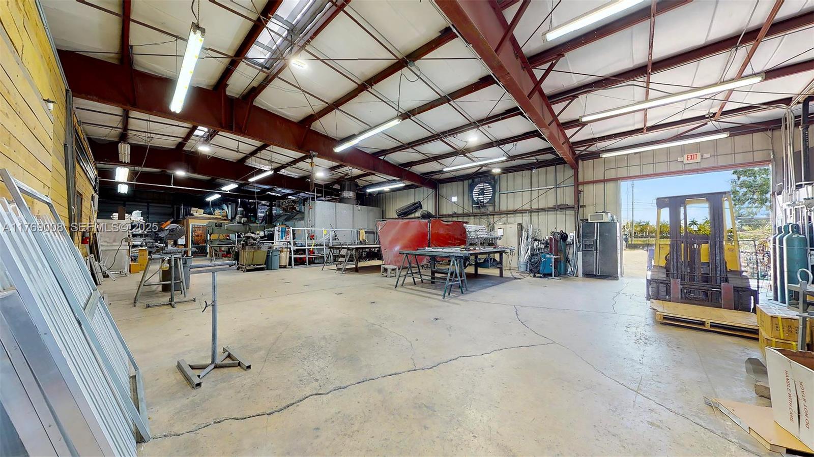395 N Flagler Avenue