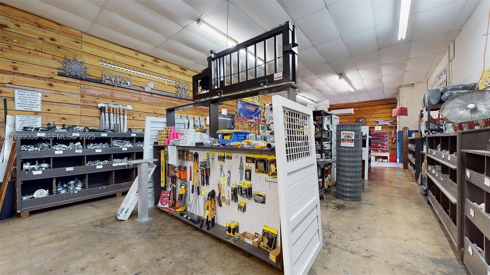 395 N Flagler Avenue