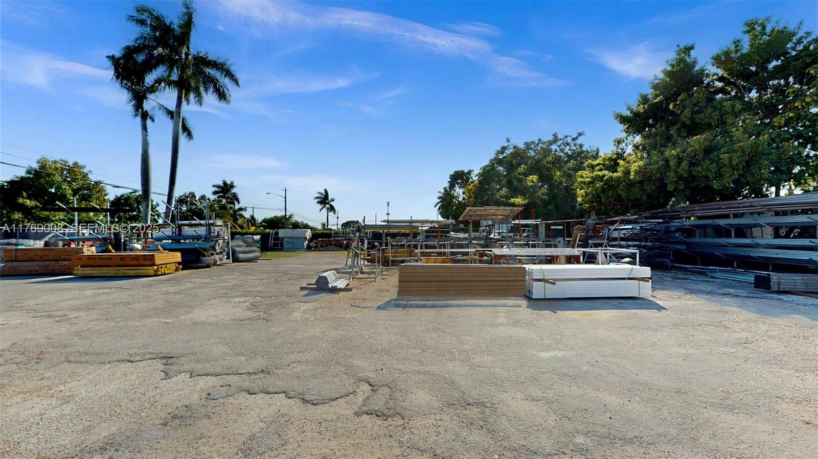 395 N Flagler Avenue