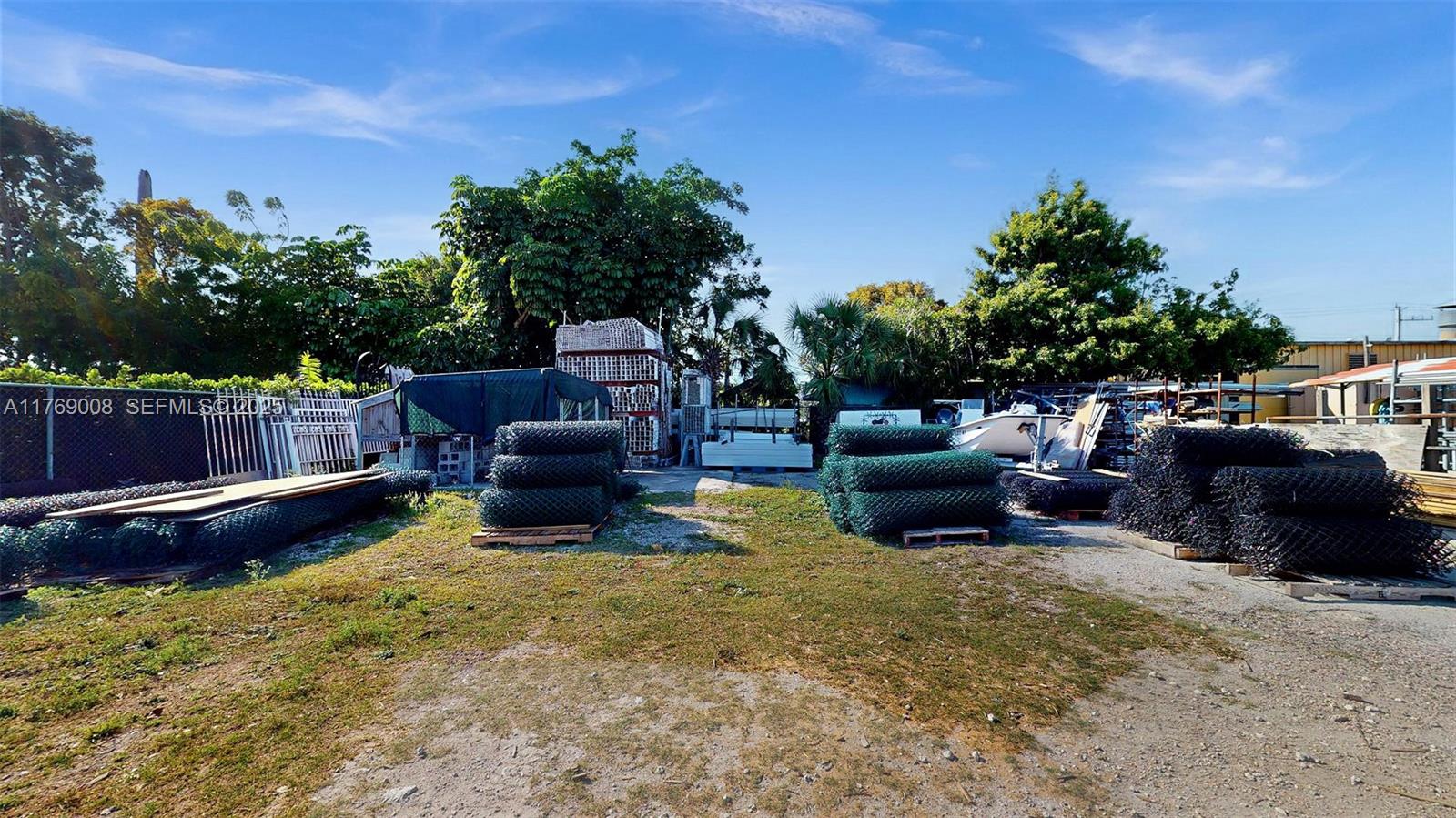 395 N Flagler Avenue