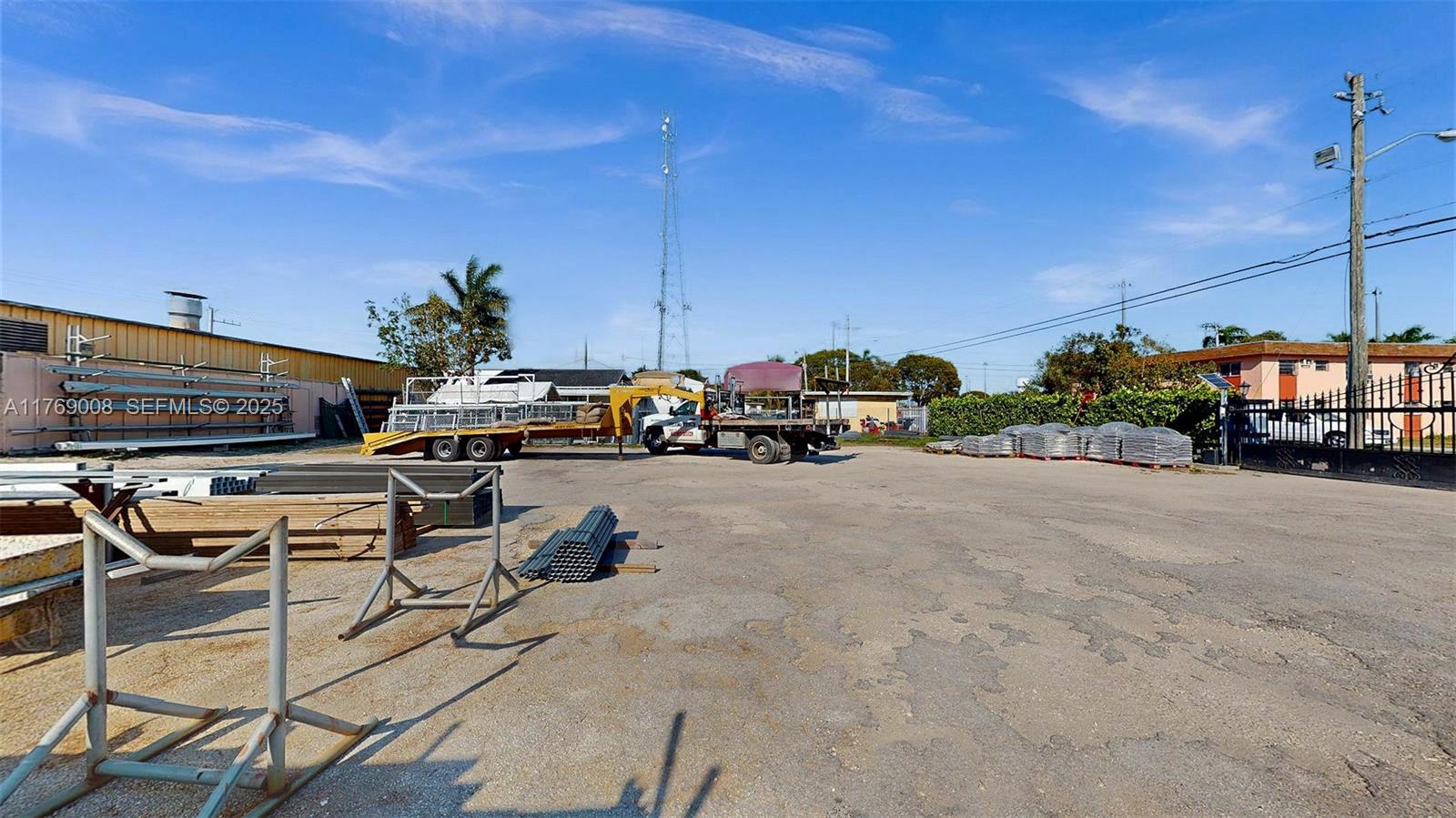 395 N Flagler Avenue