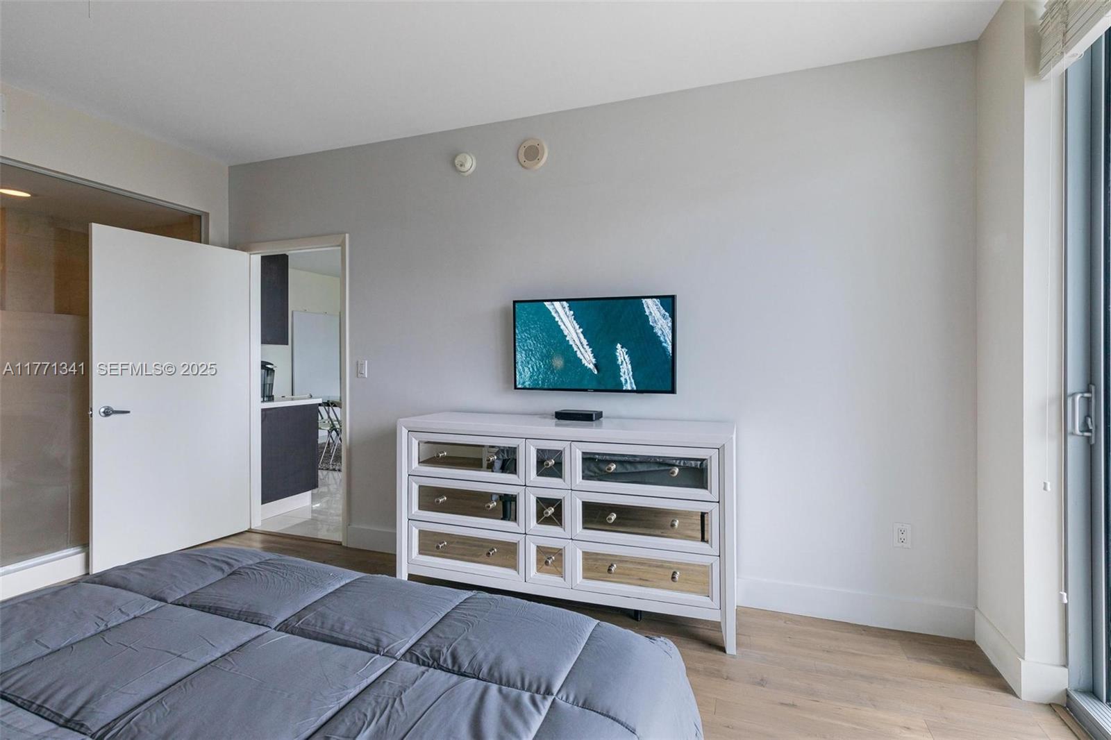 90 SW 3rd Street