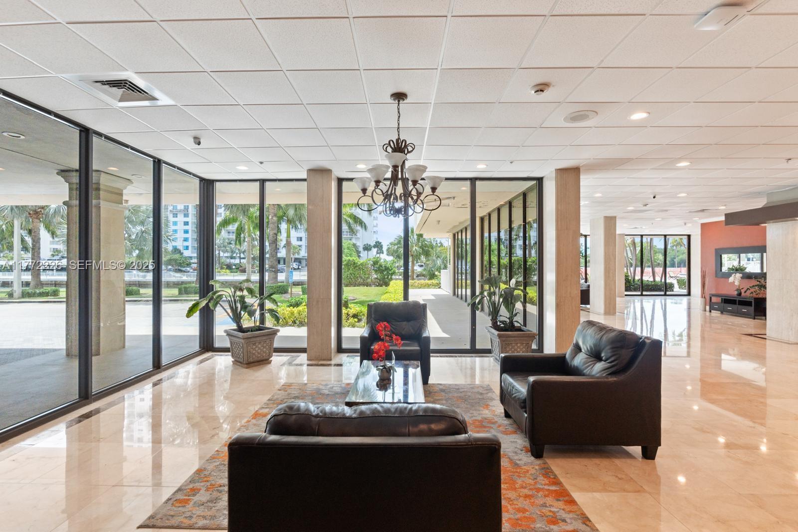 400 Kings Point Drive