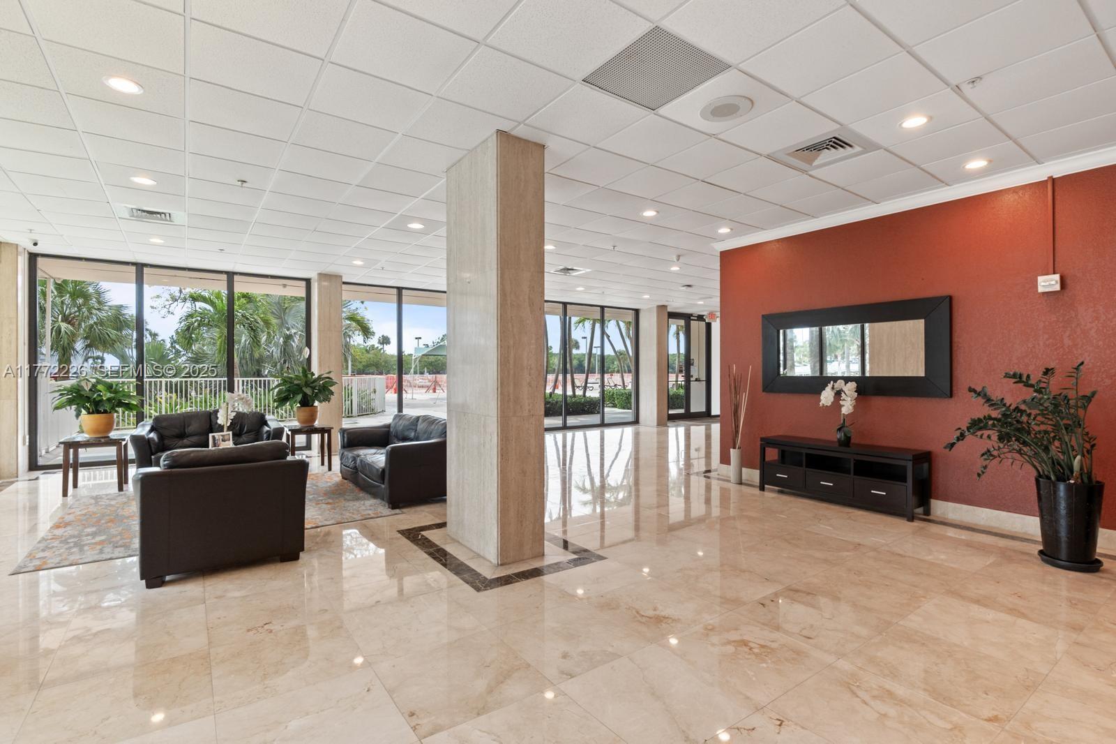400 Kings Point Drive