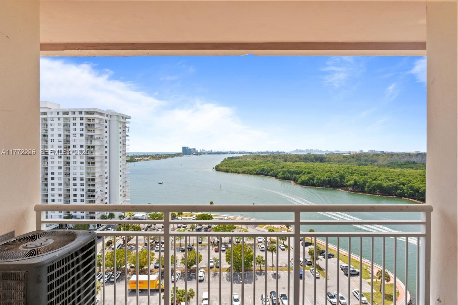 400 Kings Point Drive