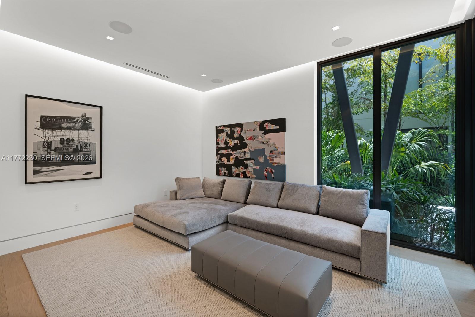 5515 Pine Tree Drive
