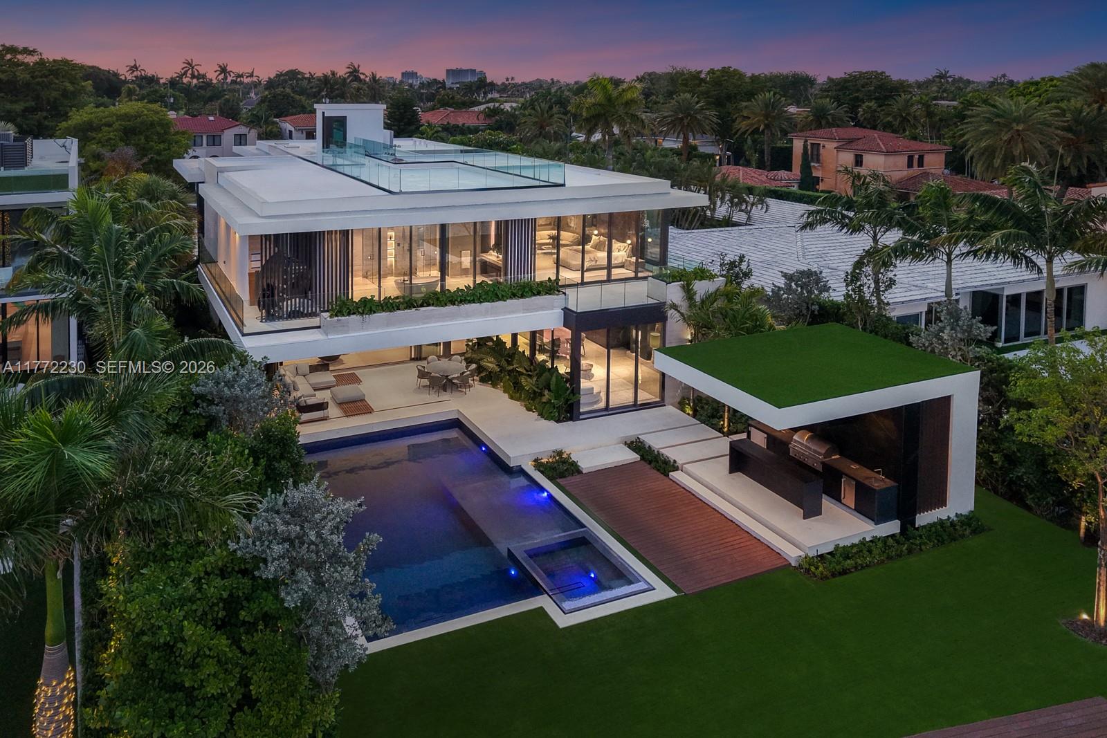 5515 Pine Tree Drive