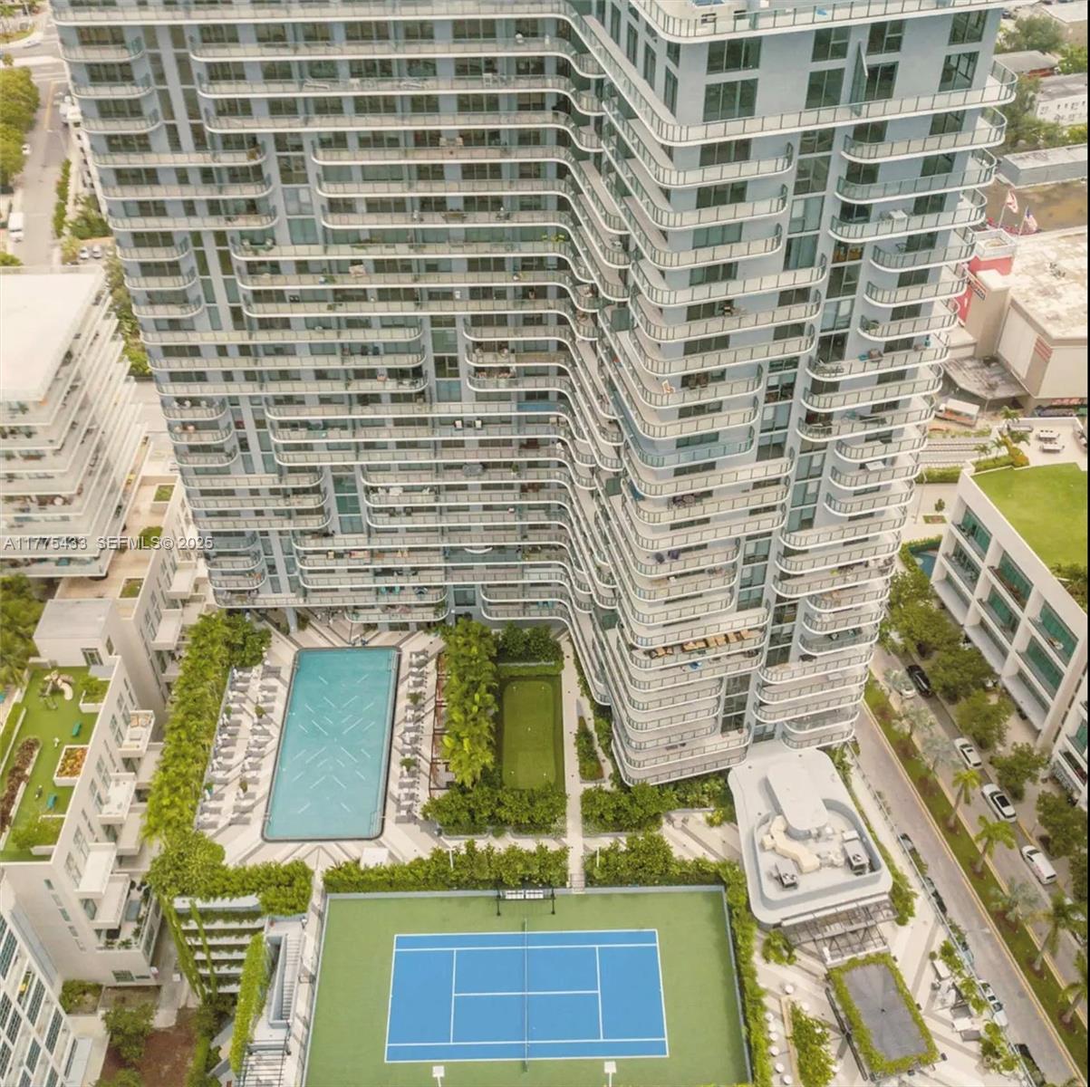 121 NE 34 Street