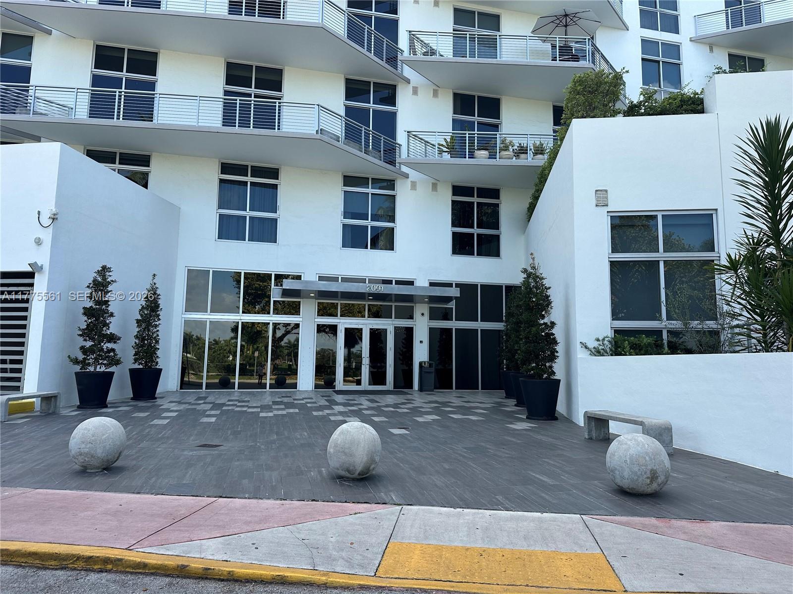 2001 Meridian Avenue