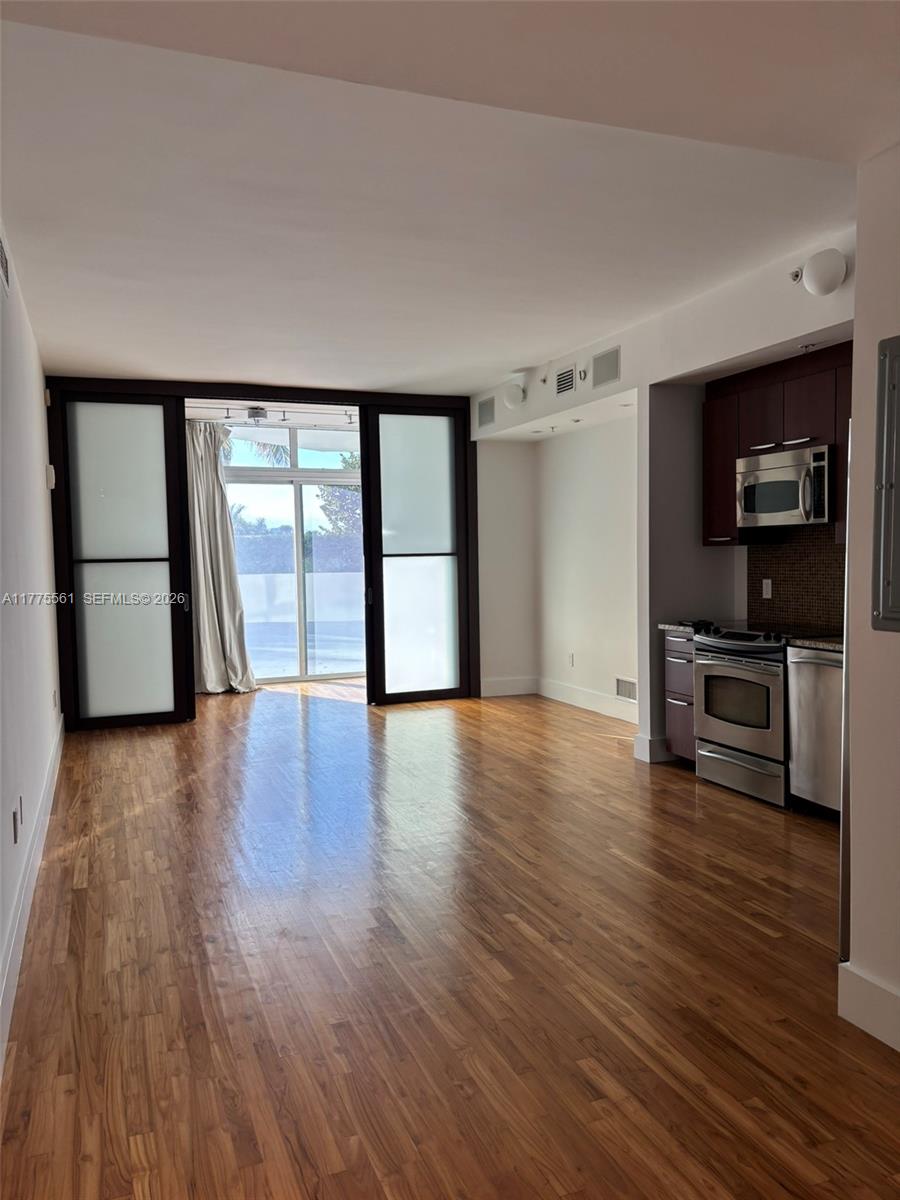 2001 Meridian Avenue