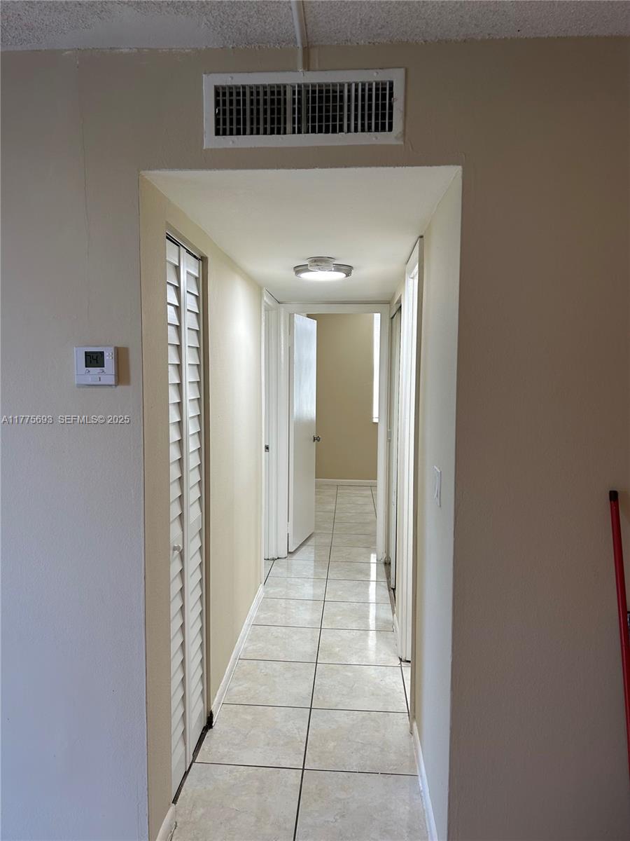 484 NW 165th St Road