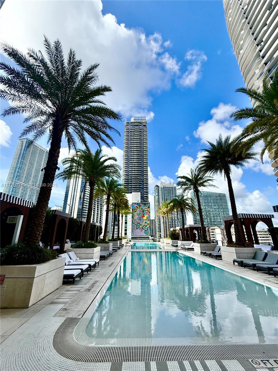 801 S Miami Avenue