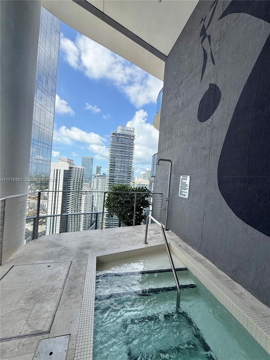 801 S Miami Avenue