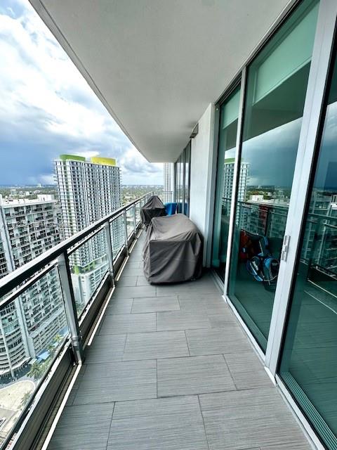 92 SW 3rd Street