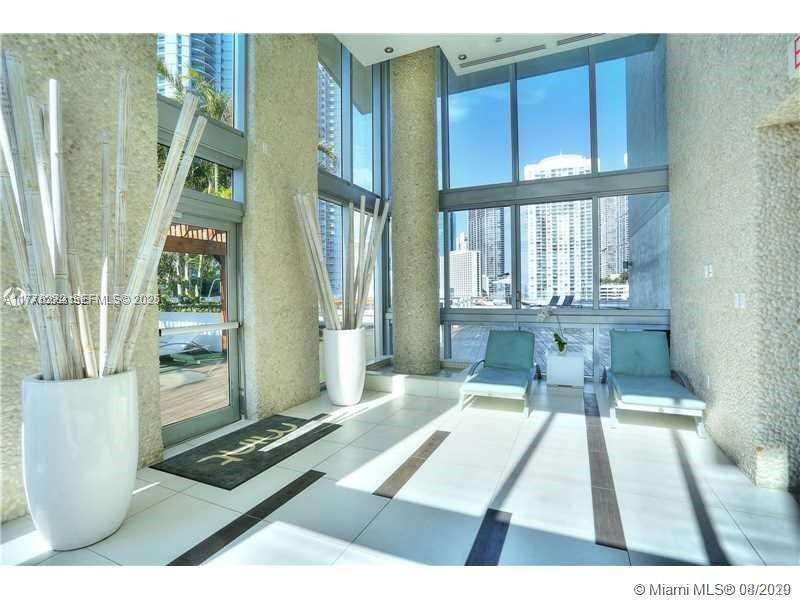 92 SW 3rd Street