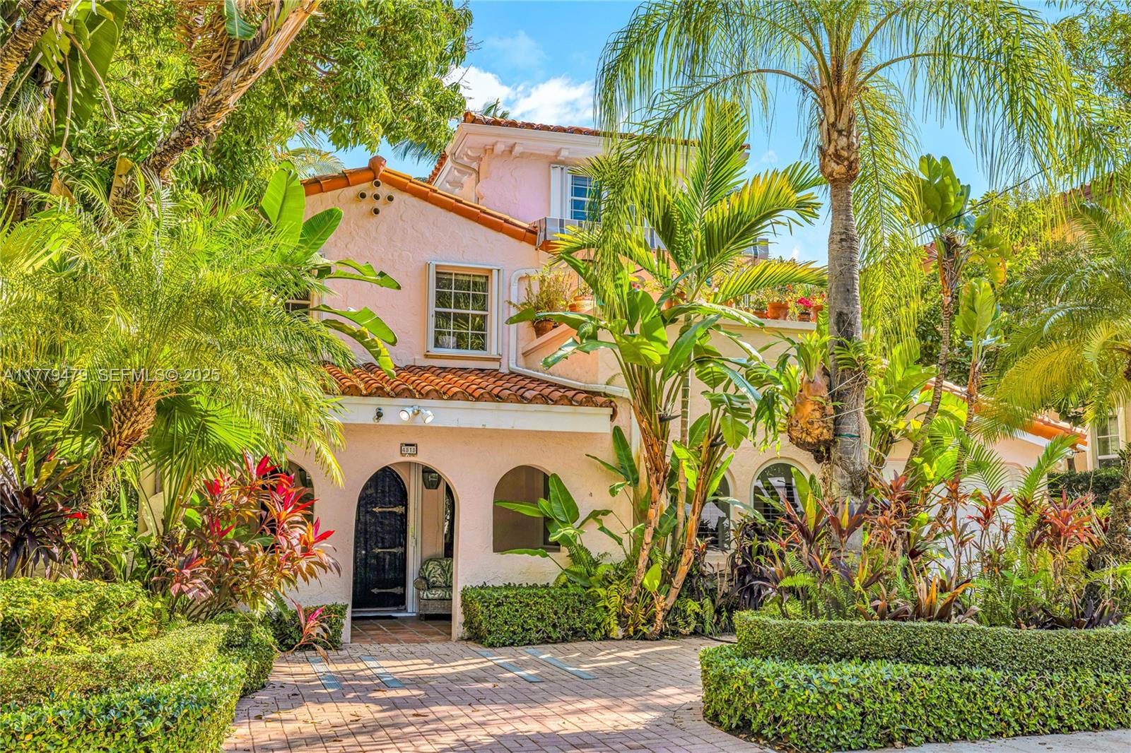 4515 N Bay Road