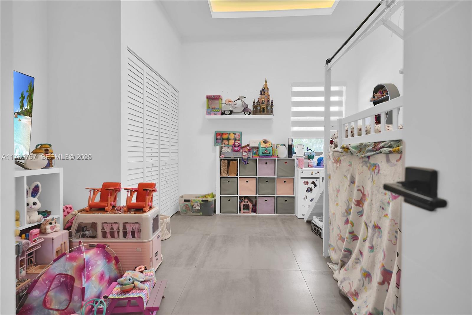 311 Poinciana Drive