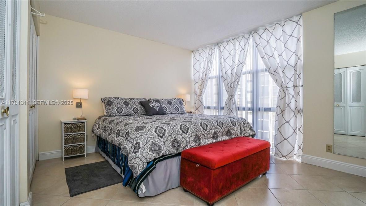 17011 N Bay Road