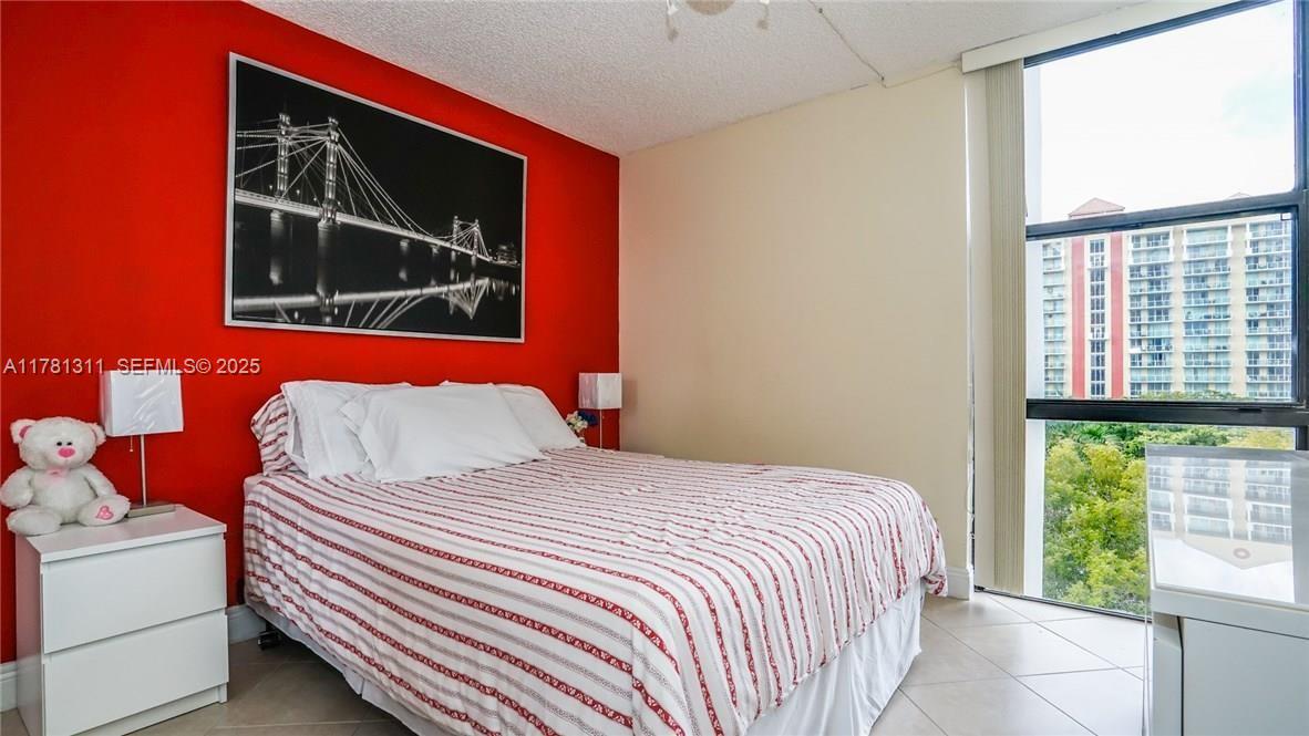17011 N Bay Road