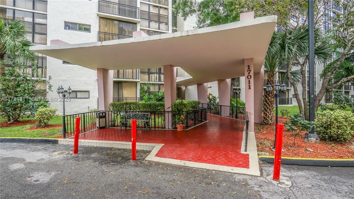 17011 N Bay Road
