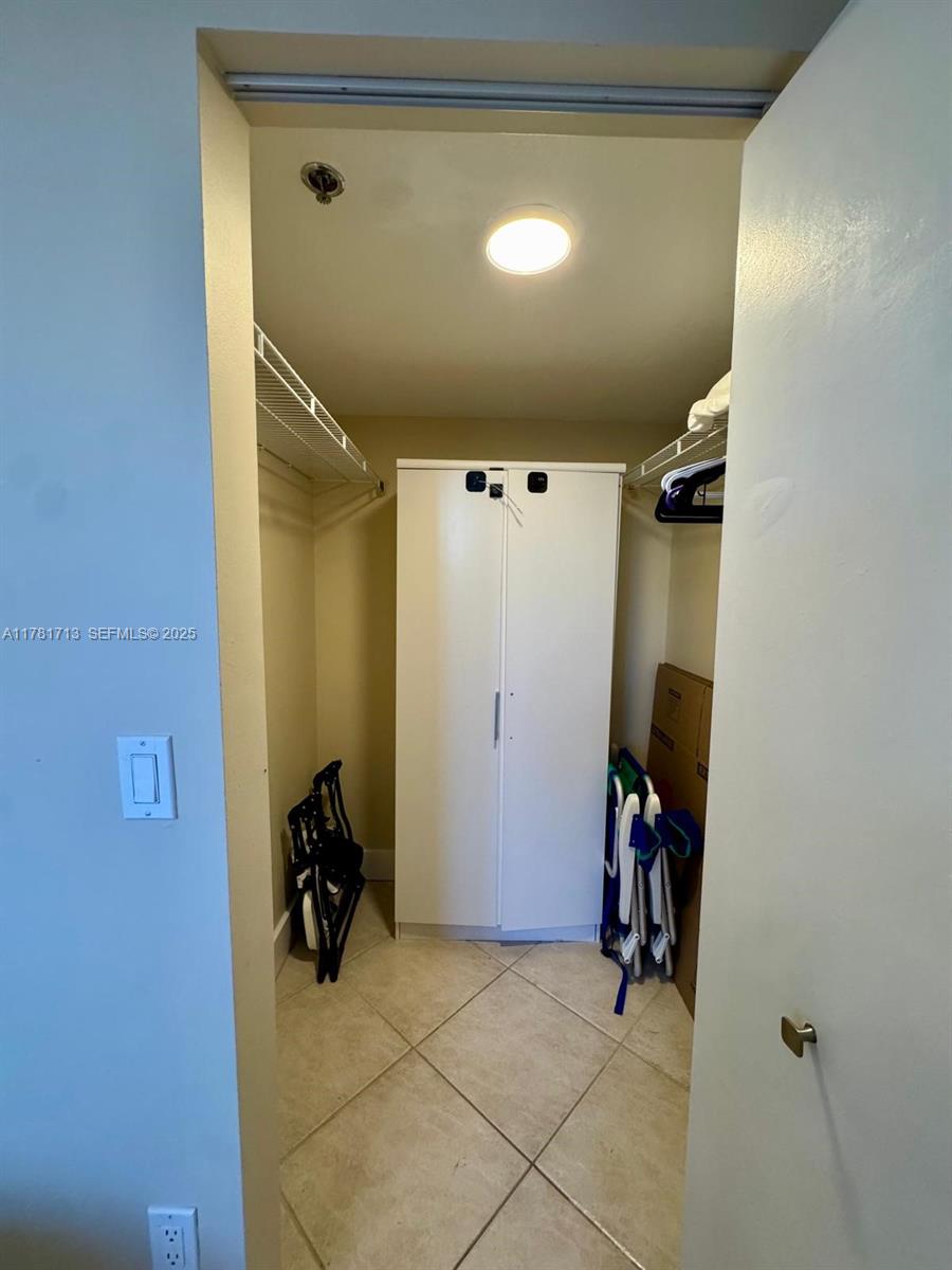 19501 E Country Club Drive