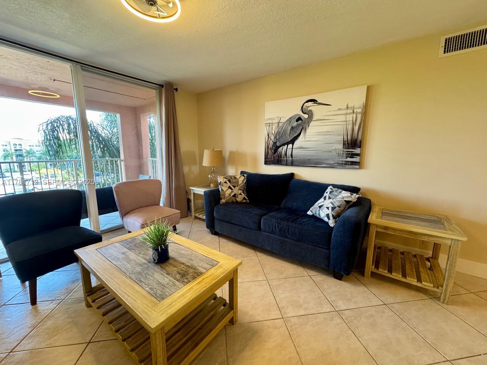 19501 E Country Club Drive
