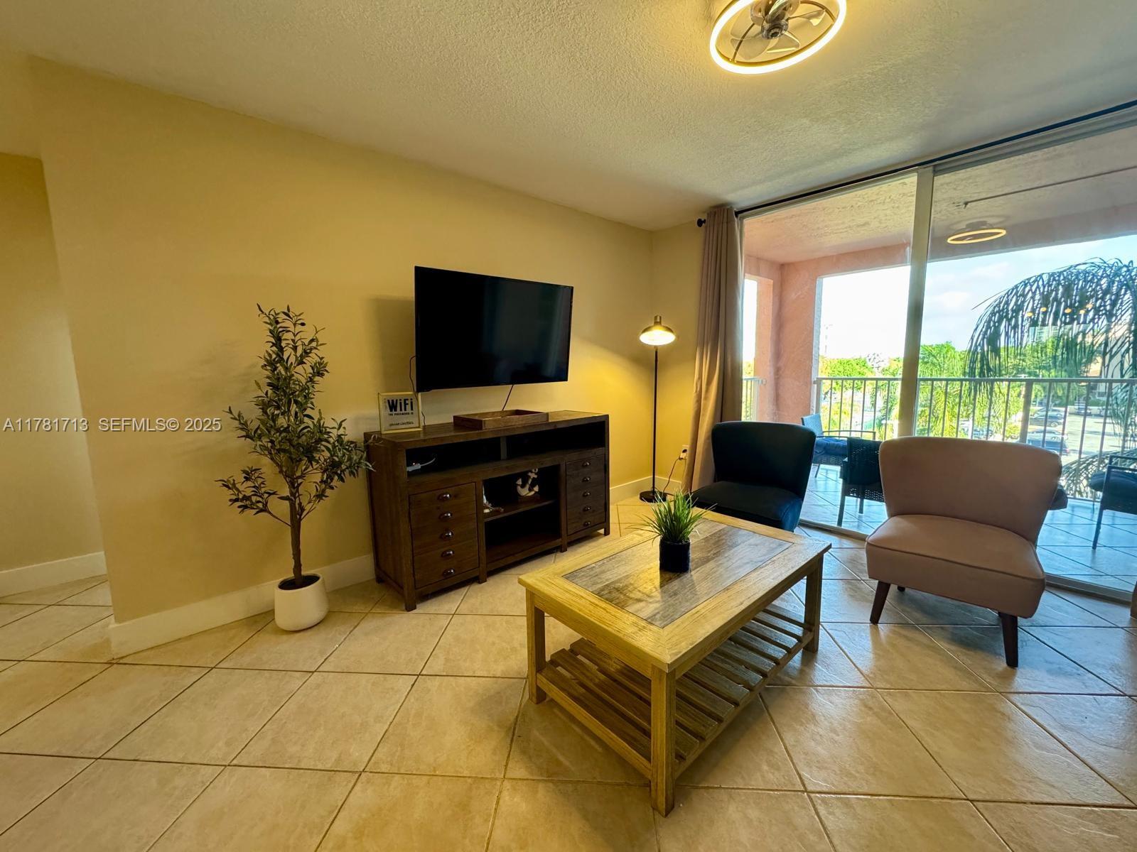 19501 E Country Club Drive