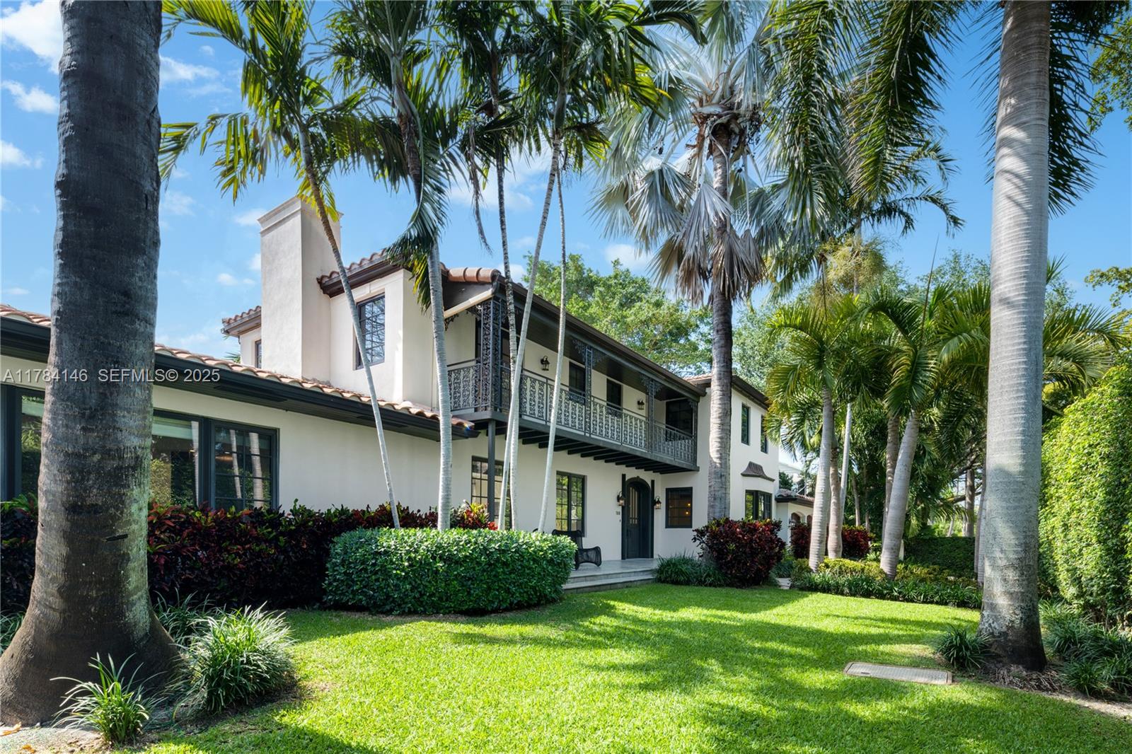 100 E Dilido Drive