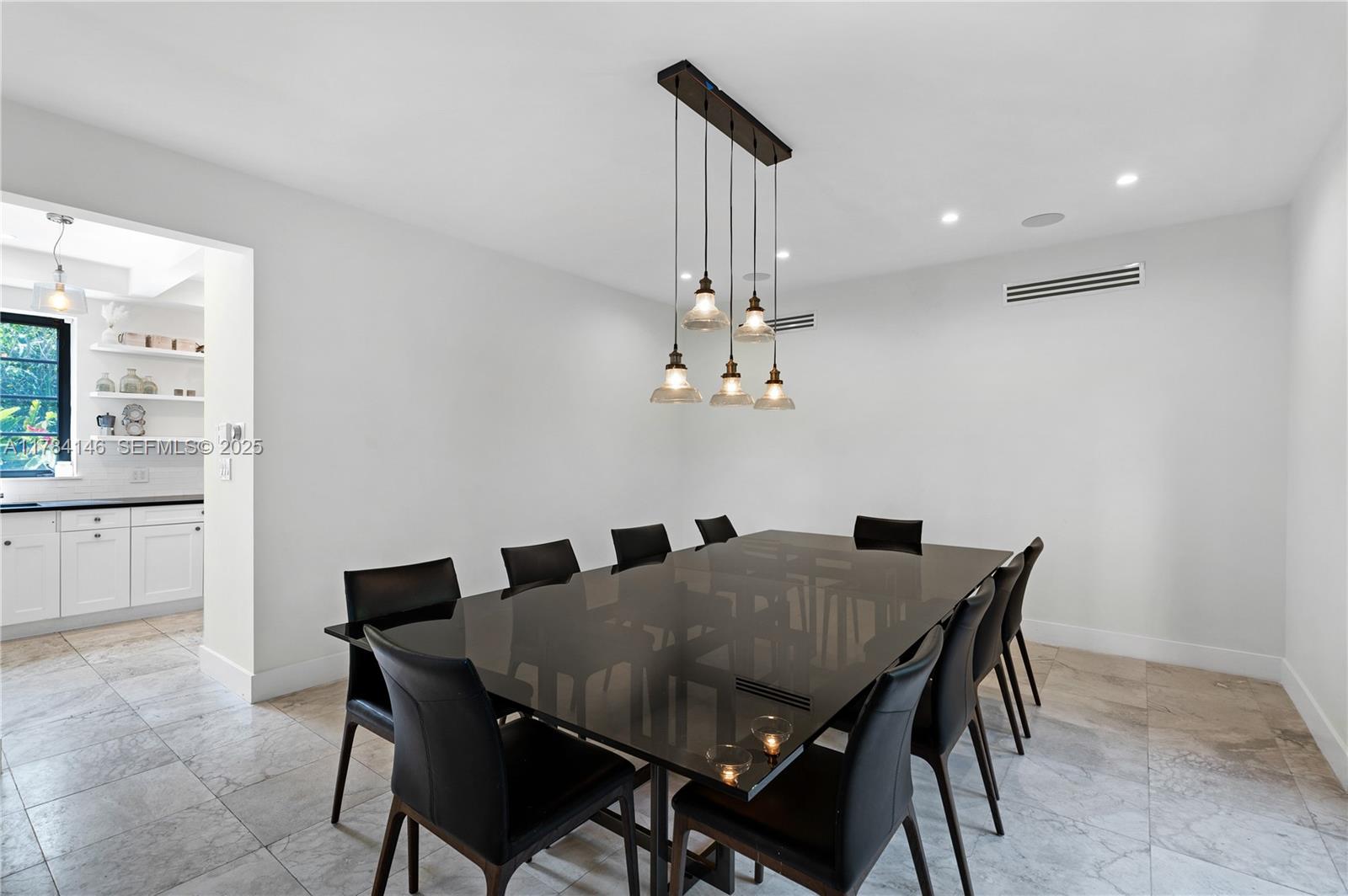 100 E Dilido Drive