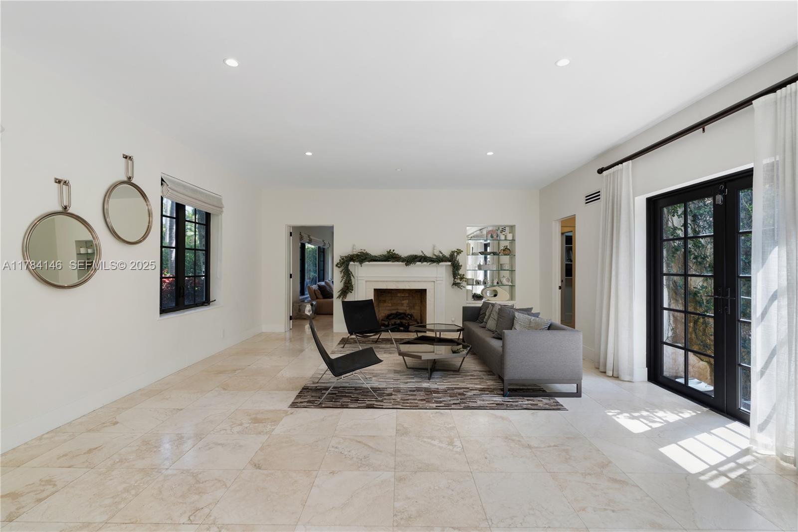100 E Dilido Drive