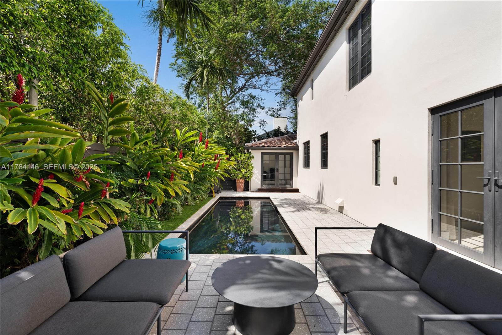 100 E Dilido Drive