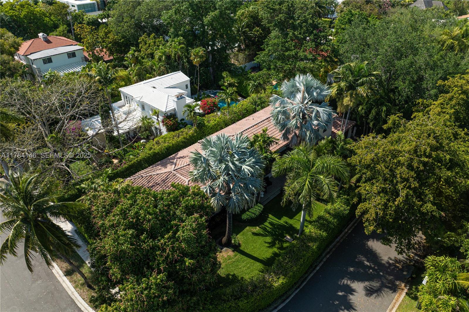 100 E Dilido Drive