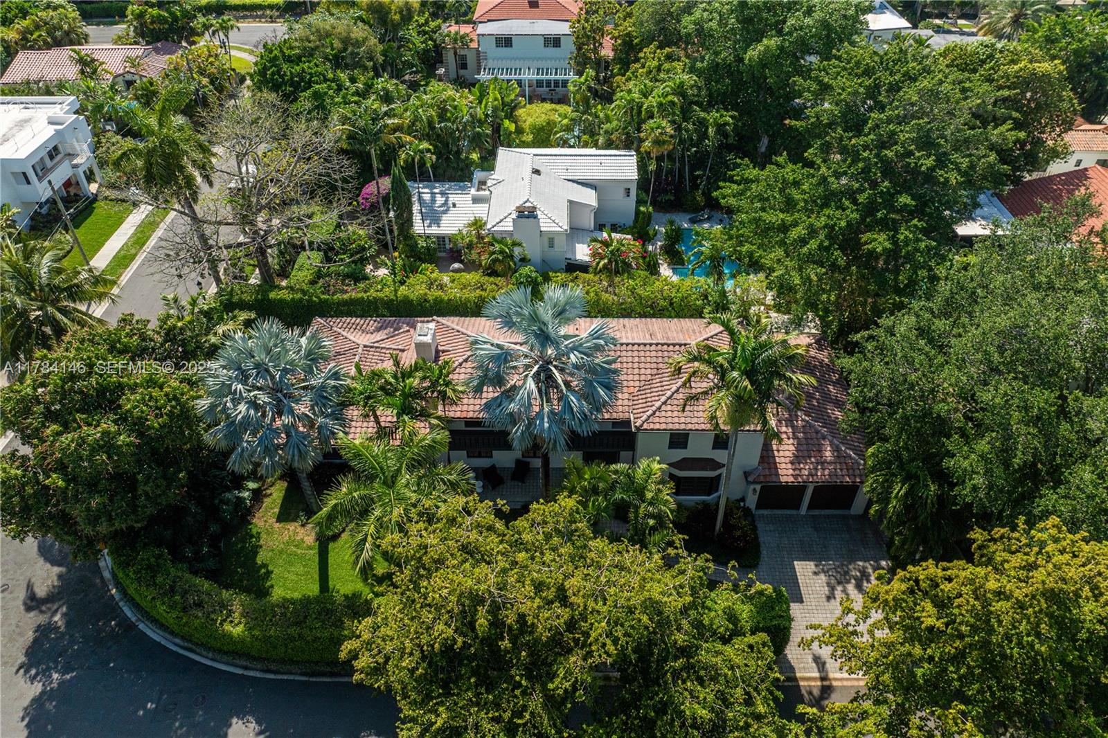 100 E Dilido Drive