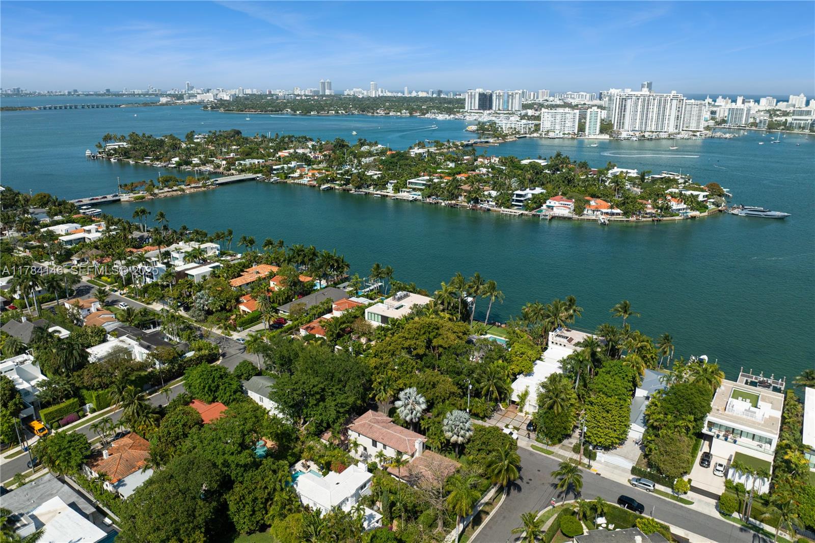 100 E Dilido Drive
