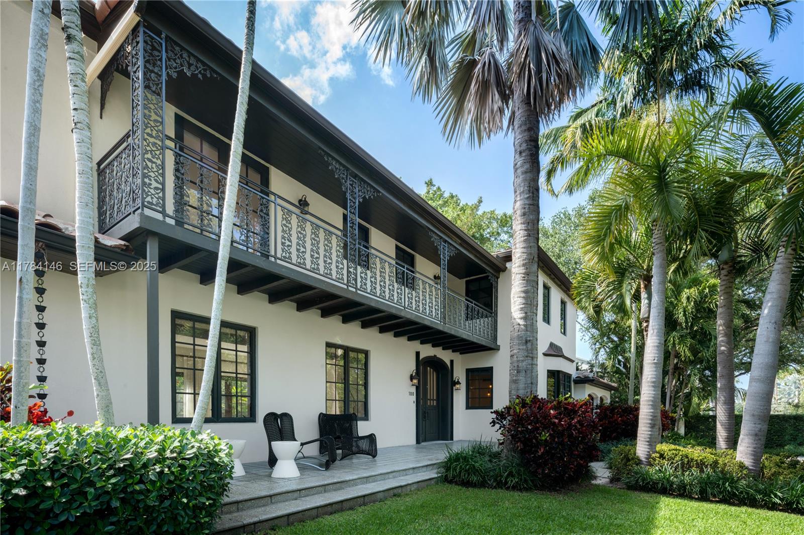 100 E Dilido Drive