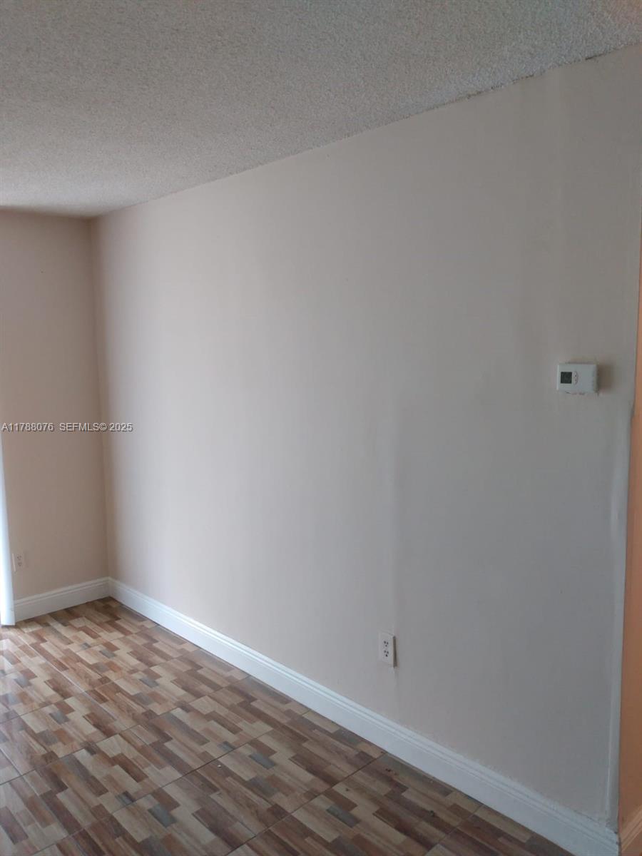 494 NW 165th St Road