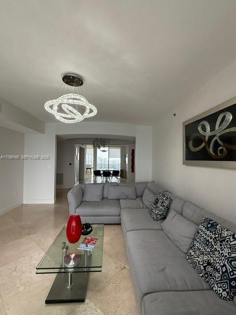 18911 Collins Avenue