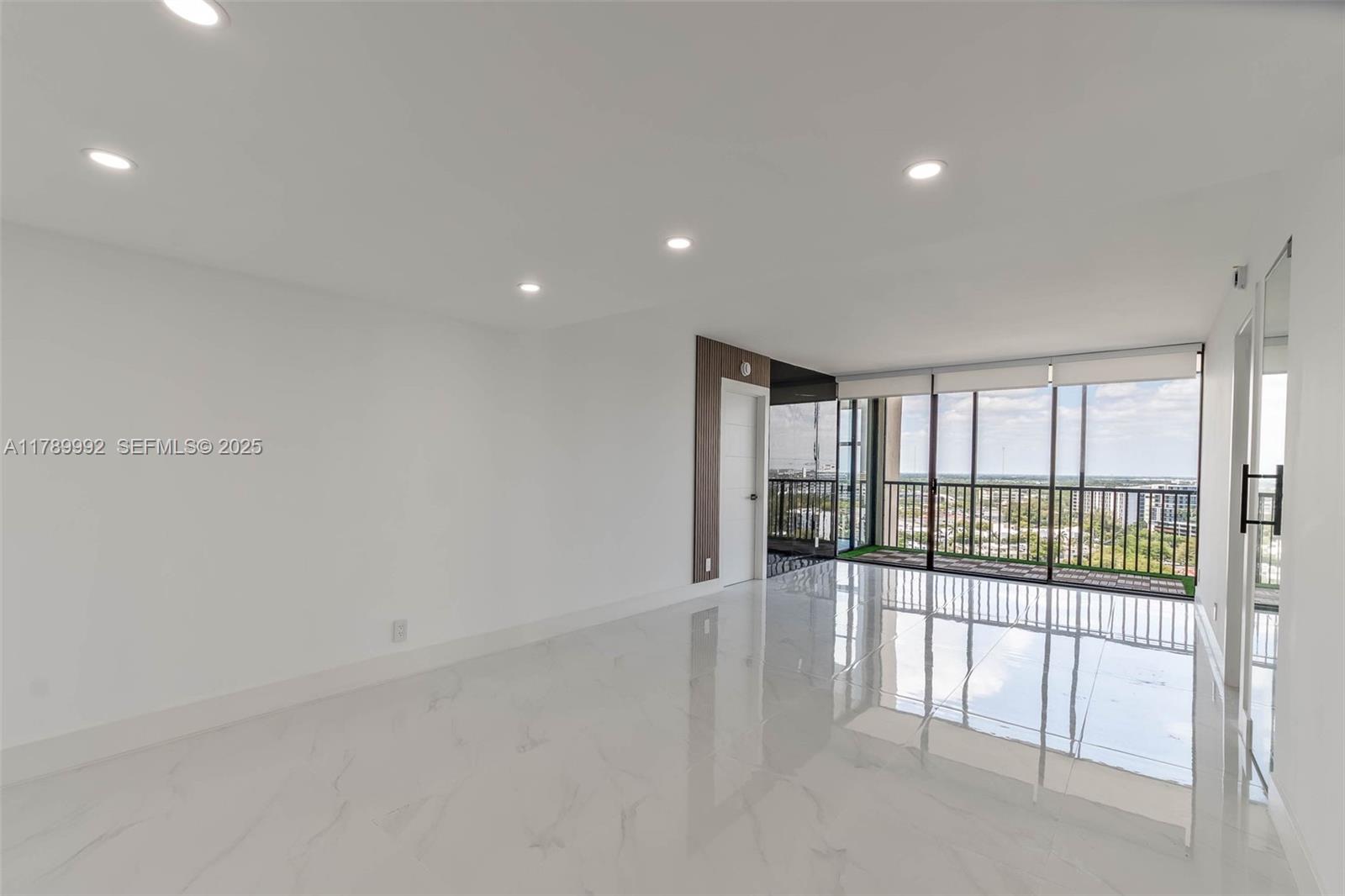 20335 W Country Club Drive