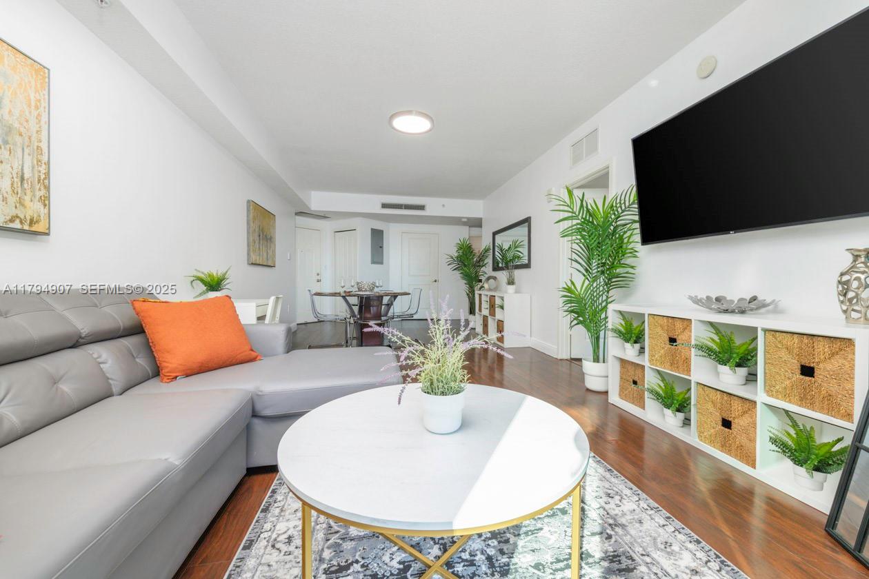 170 SE 14th Street