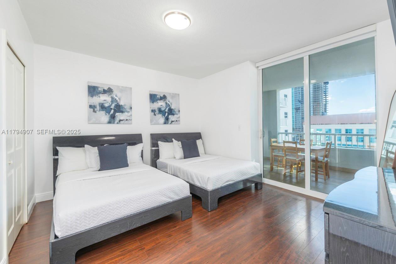 170 SE 14th Street