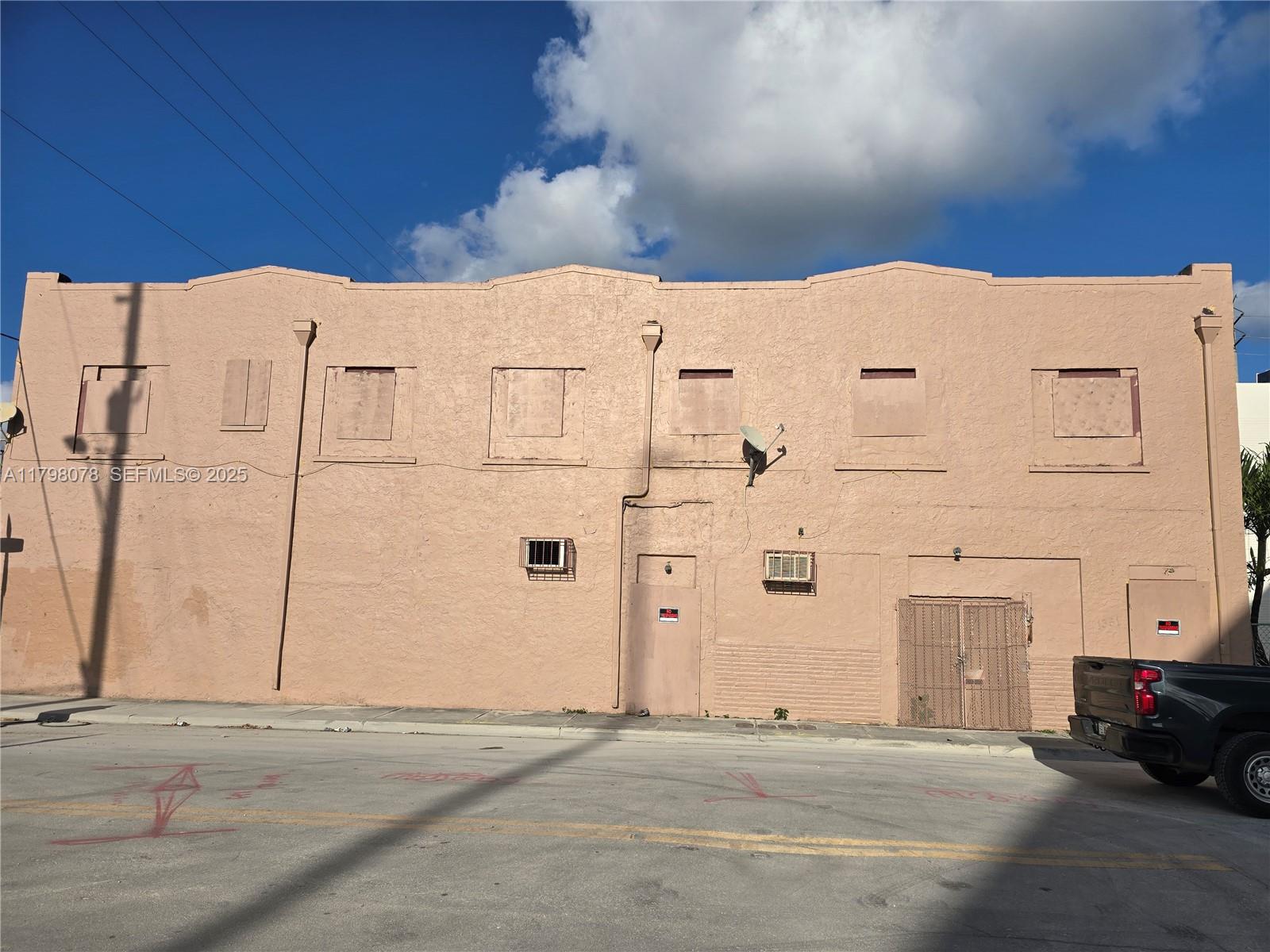 130 NW 14th Street