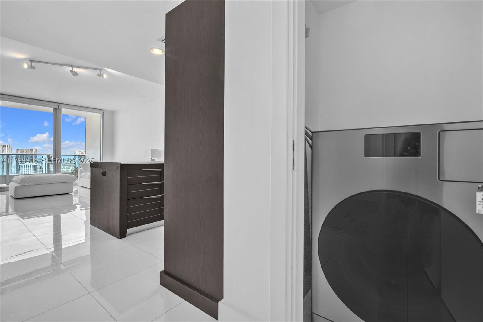200 Biscayne Boulevard Way