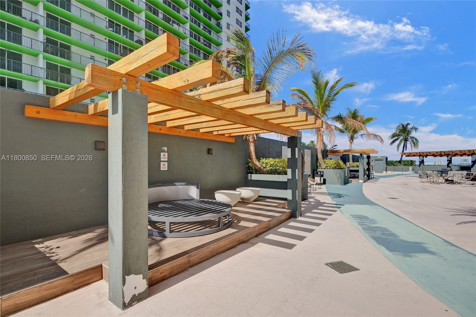 1750 N Bayshore Drive