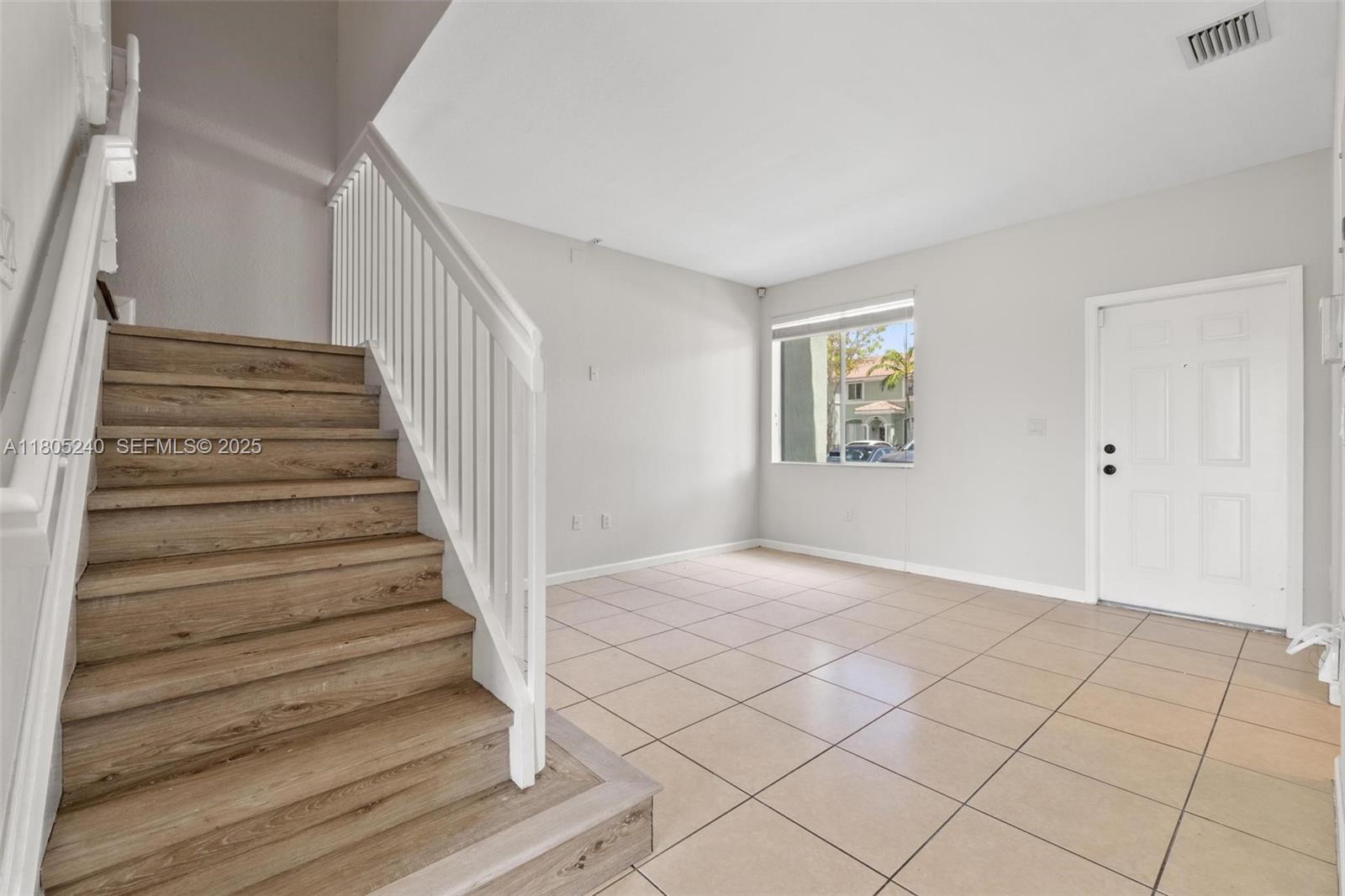 1458 SE 24th Court