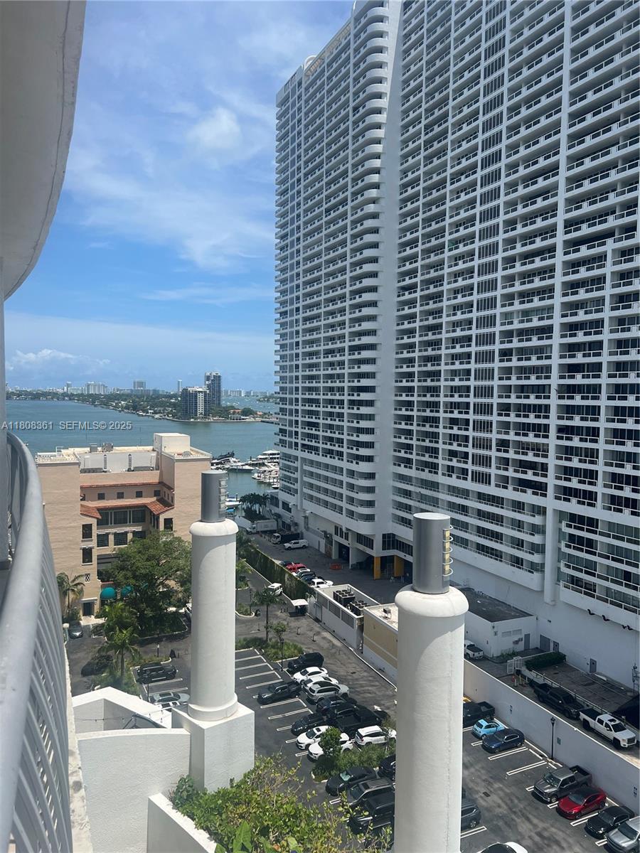 1750 N Bayshore Drive