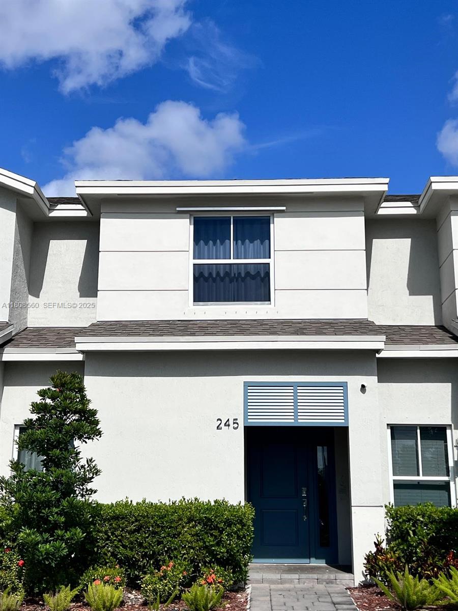 245 NE 3rd Court